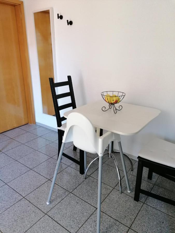 シュタインフーデFerienhaus Resit 1アパートメント エクステリア 写真